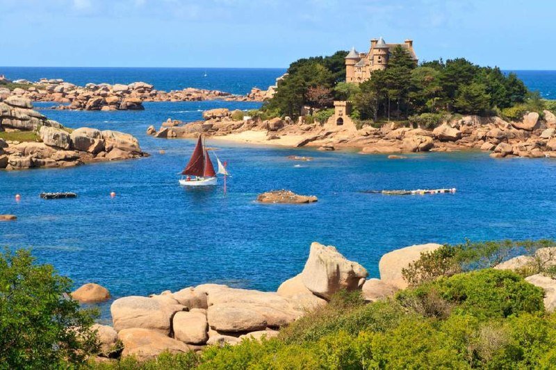 Brittany pink granite coast